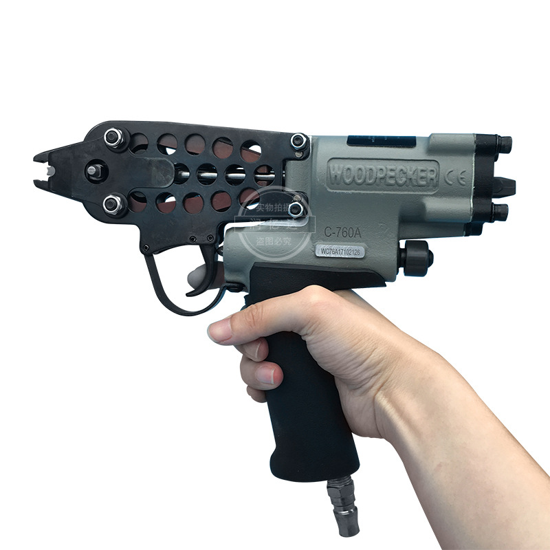 C Pneumatic tool